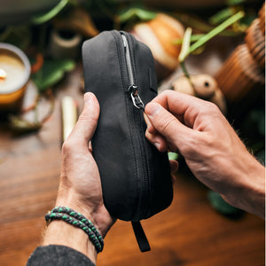 CIVIC Access Pouch 0.5L - Solution Dyed Black - CAP0.5 - End to End Zipper