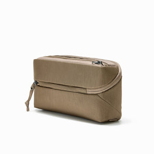 CIVIC Access Pouch 2L in Fossil Brown - back