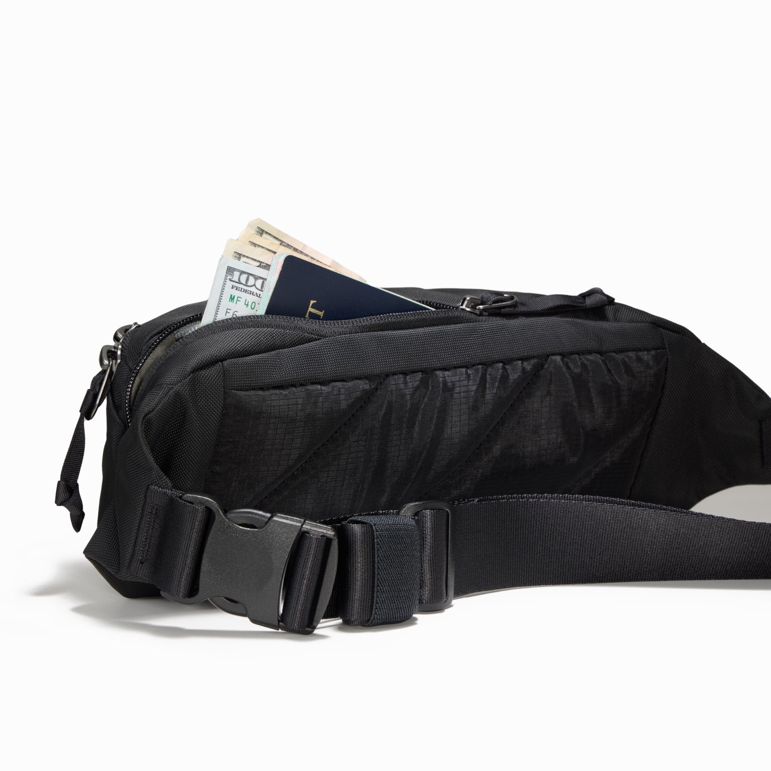 CIVIC Access Sling 2L in Solution Dyed Black - Buckle System CIVIC Access Sling 2L in Solution Dyed Black - Buckle System [13011c-SBK