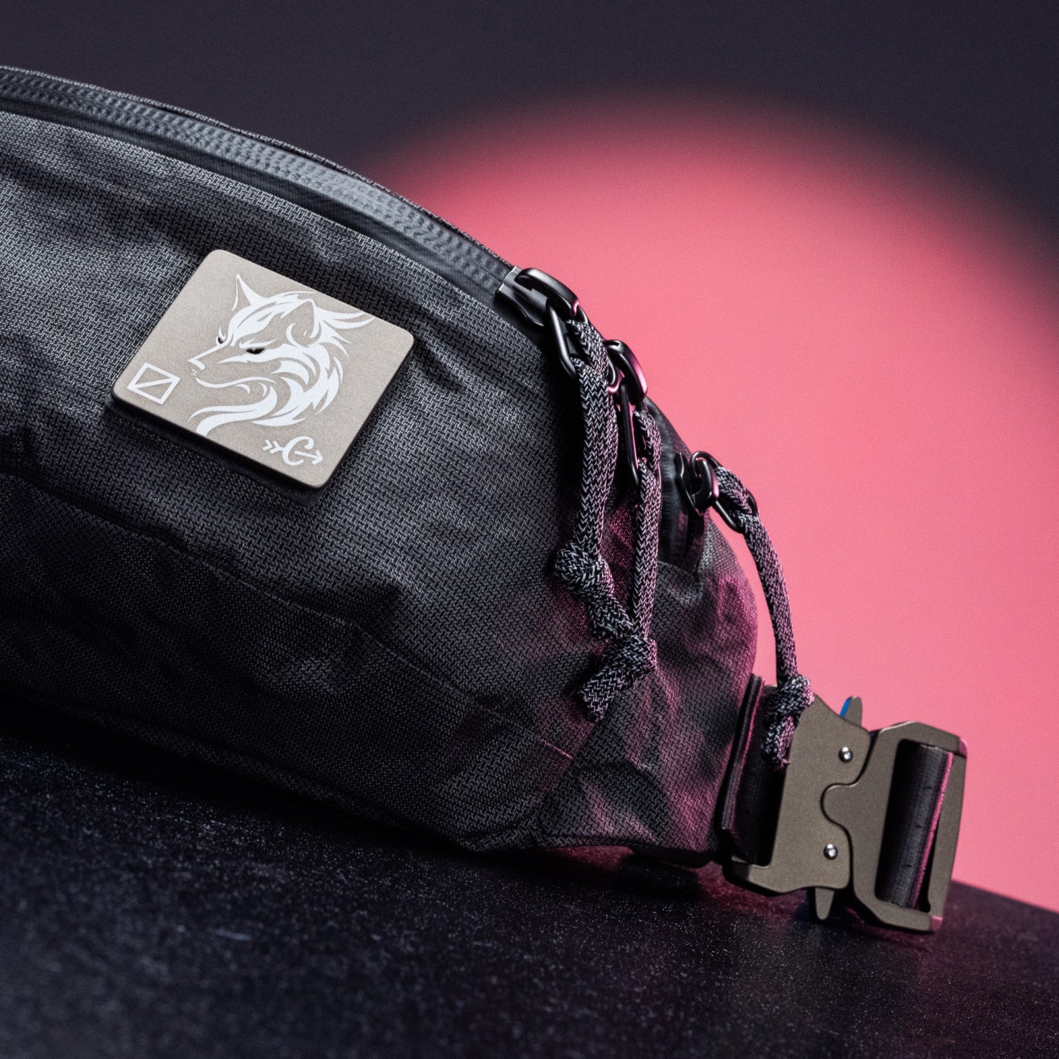 CIVIC Access Sling 2L in Gravel Gray - Ultra - 100% ultra fiber zippers