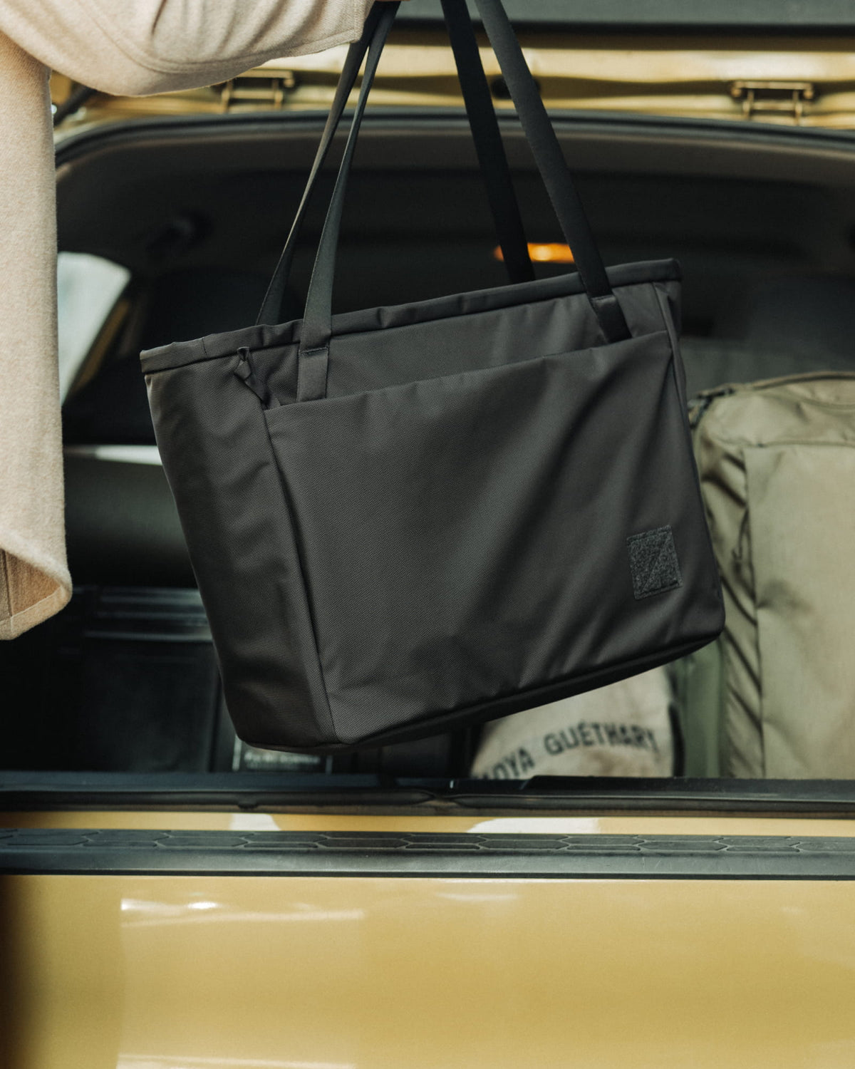 CIVIC Daily Tote 24L Durable Textile