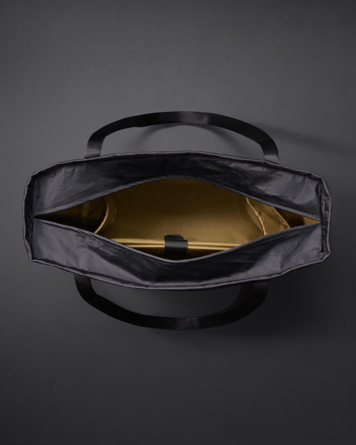 CIVIC Daily Tote 24L X-Pac Magnetic Closure