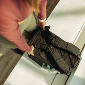 CIVIC Half Zip 22l in Solution Dyed Black - breathable back panel