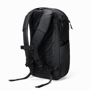 CIVIC Half Zip 26l in Solution Dyed Black - breathable back panel