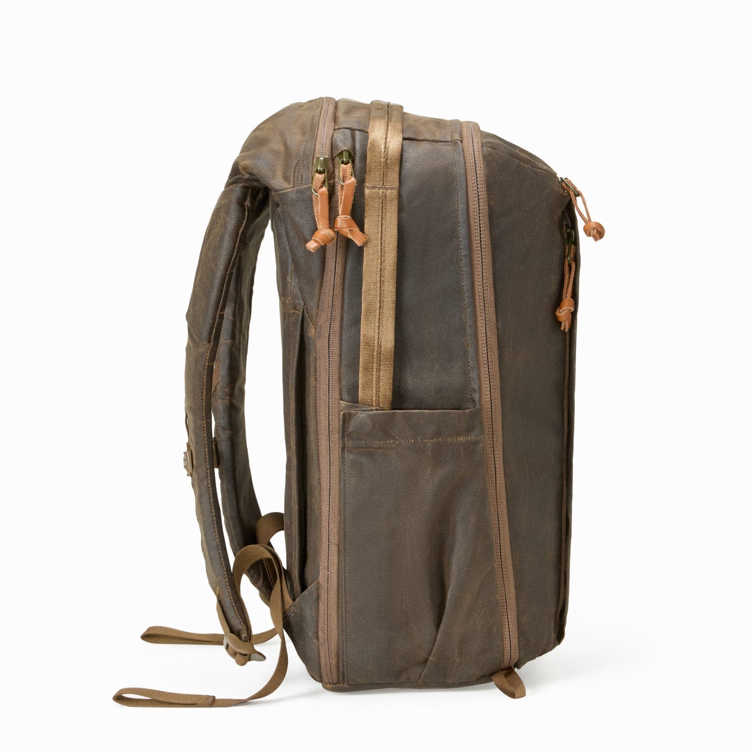 CIVIC Travel Bag 20L in Waxed Canvas - Waxed Tan - Side View Water Bottle Pocket CIVIC Travel Bag 20L in Waxed Canvas - Waxed Tan - Side View Water Bottle Pocket [13019cc-WTN