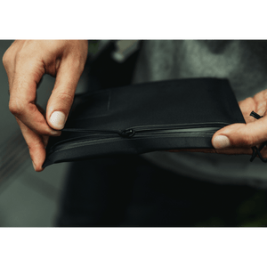 ELEMENT Flat Pouch - EFP - Small - Solution Dyed Black - Gas Impermeable Zipper