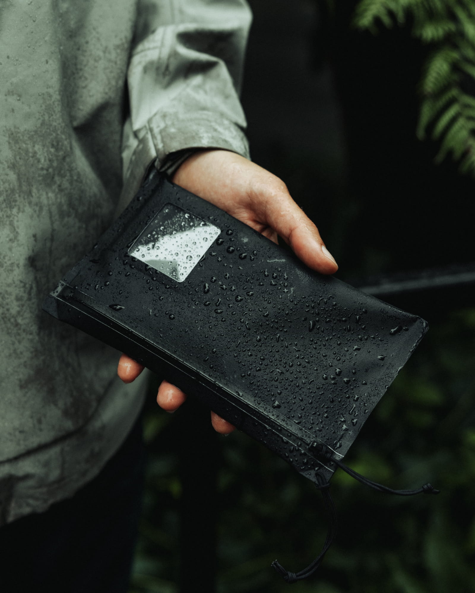 ELEMENT Flat Pouch Storm Ready