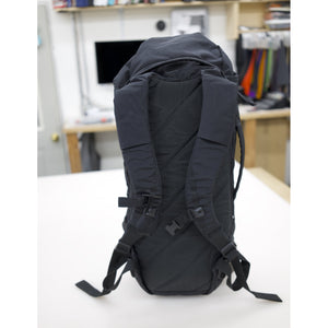 The Vault - 003 - MQD24