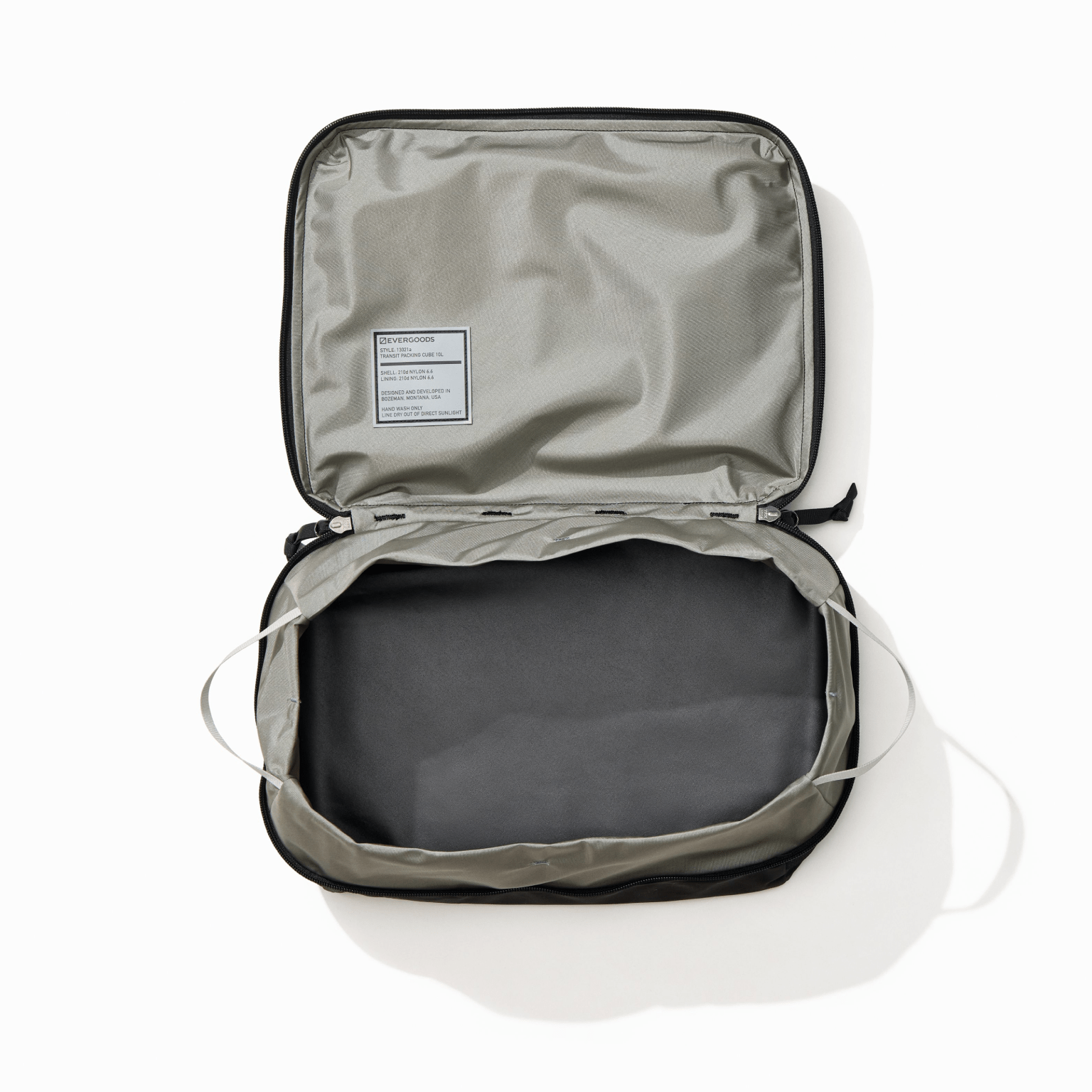 Transit Packing Cube 10L in Black - open and empty Transit Packing Cube 10L in Black - open and empty [13021a-BLK