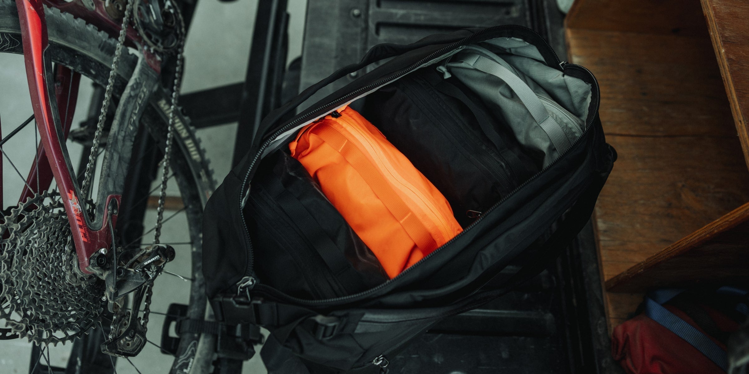 Transit Packing Cube 10L Size Guide