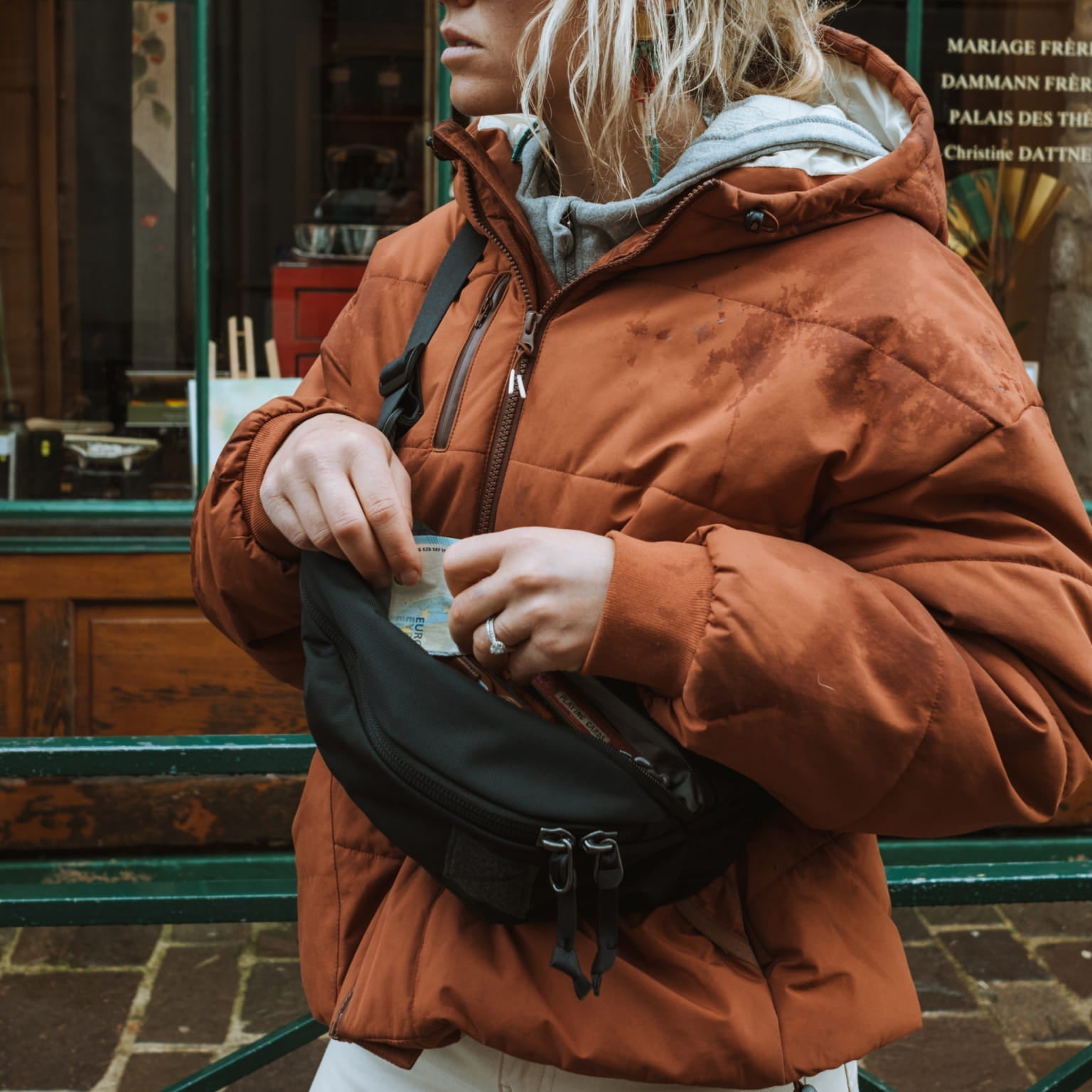 Hip Packs & Slings