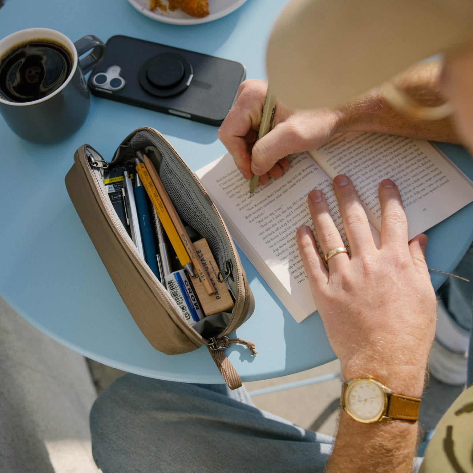CIVIC Access Pouch 0.5L in Fossil Brown -  front profile