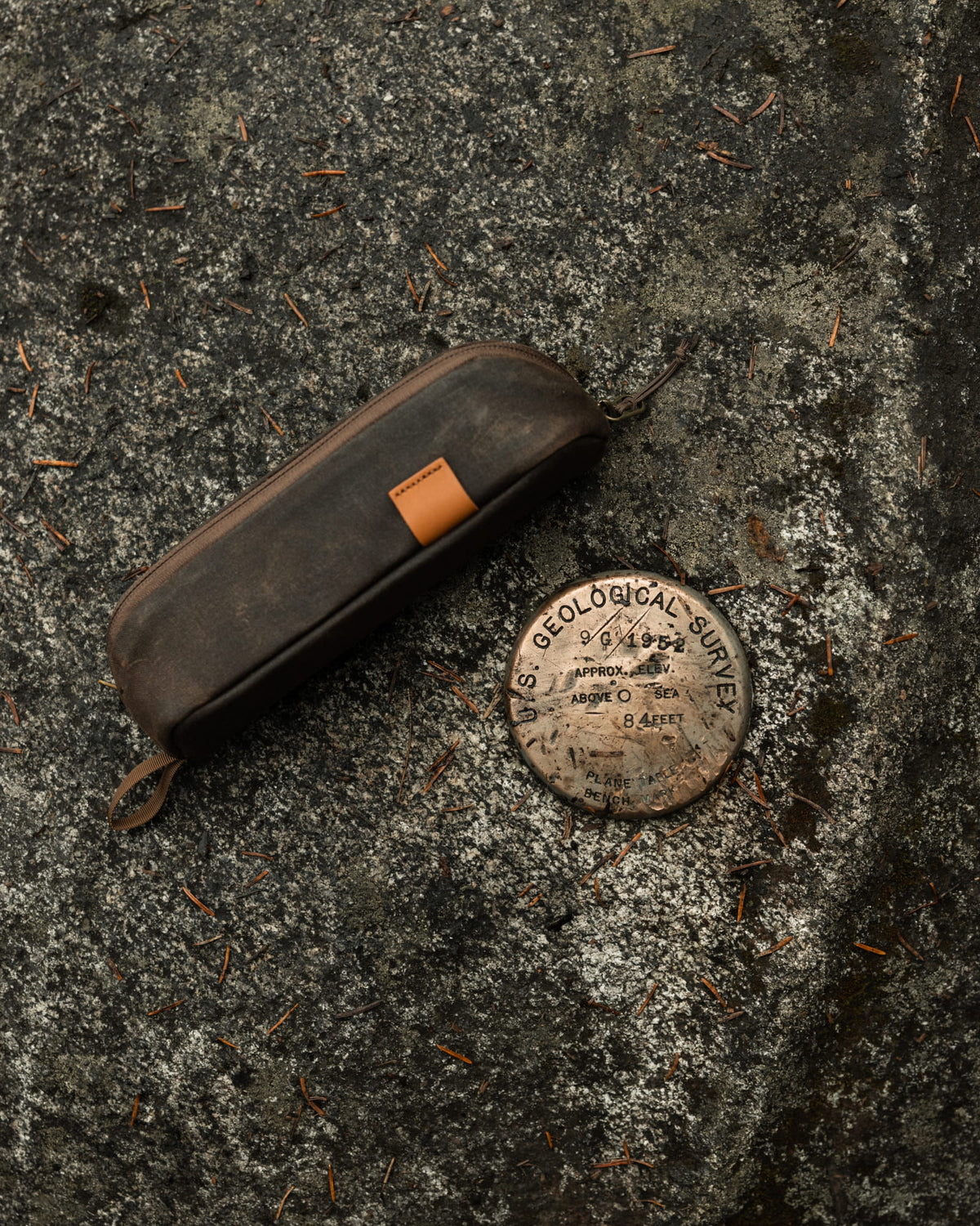 CIVIC Access Pouch 0.5L Waxed Canvas Tan tough material