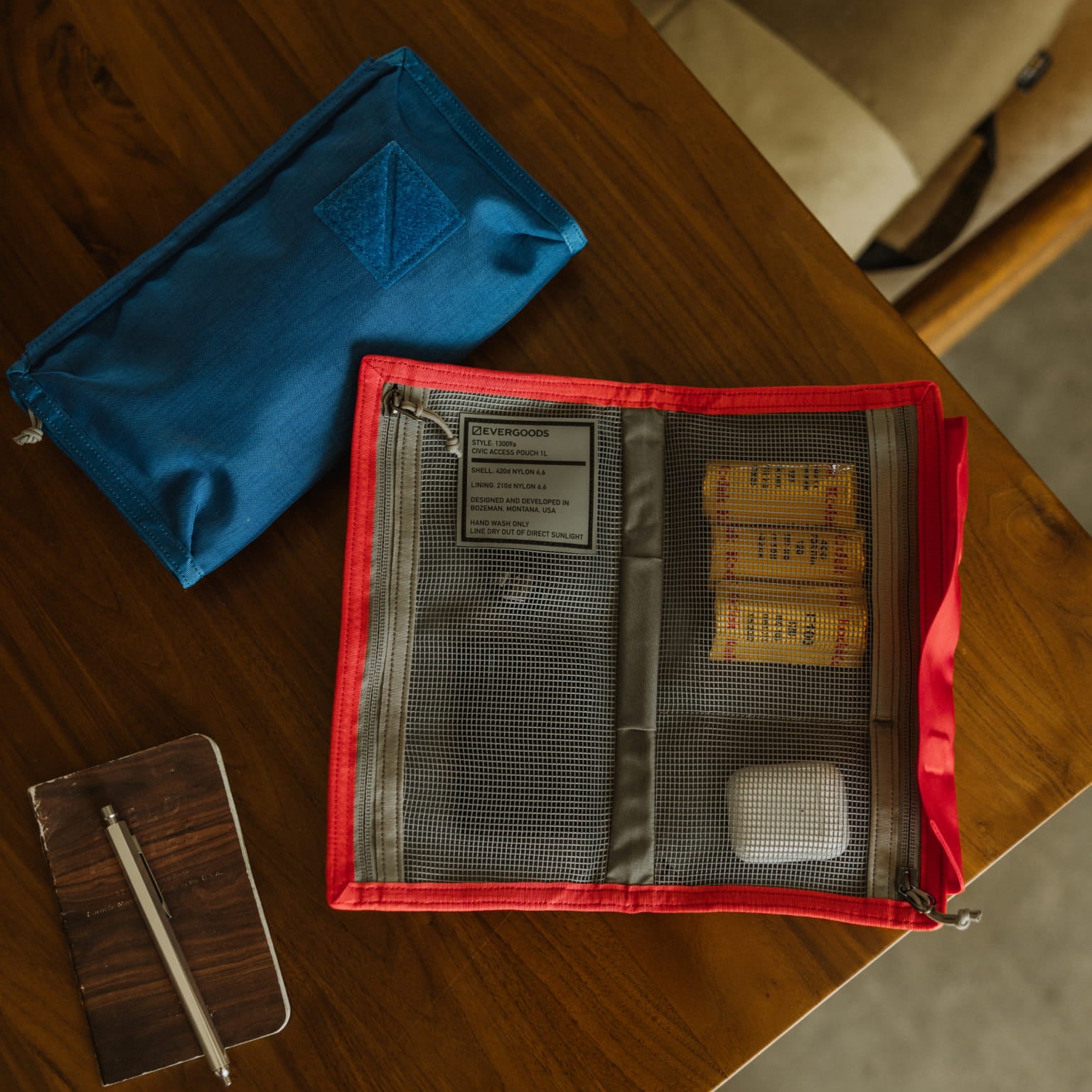 CIVIC Access Pouch 1L Ultra Red CAP1
[13009a-ULR]