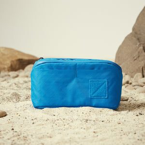 CIVIC Access Pouch 2L in Bright Blue ECOPAK - front