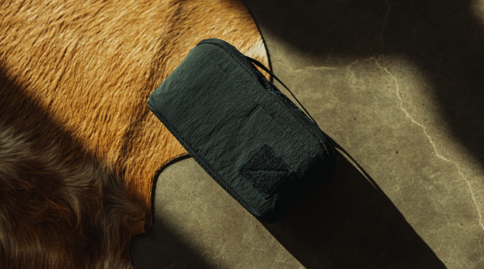 Overhead view of Dark Navy Konbu CIVIC Access Pouch 2L