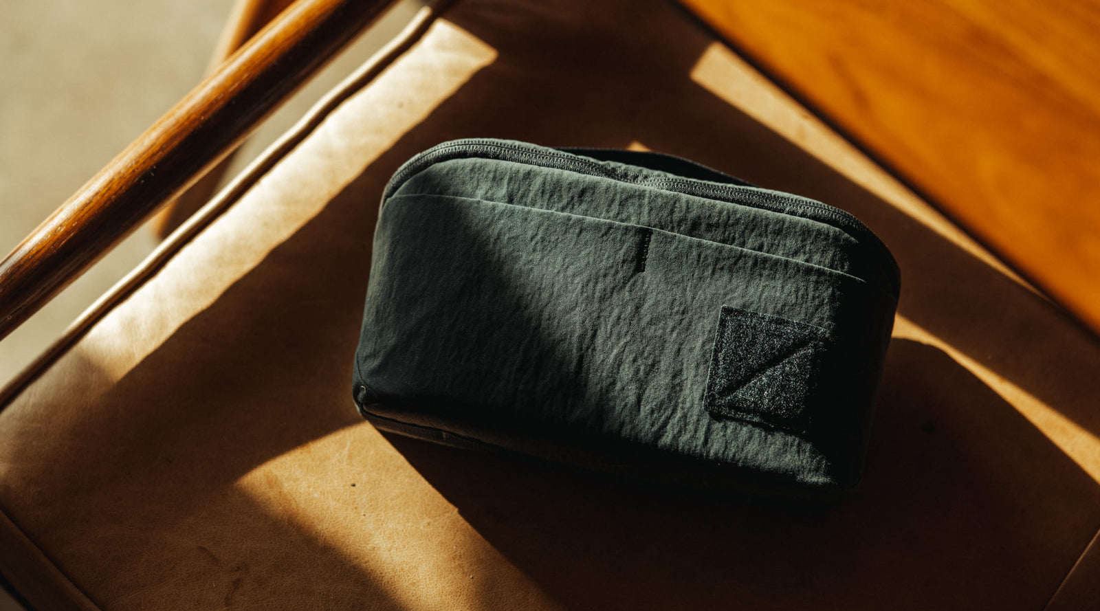 Dark Navy Konbu CIVIC Access Pouch 2L textile displayed