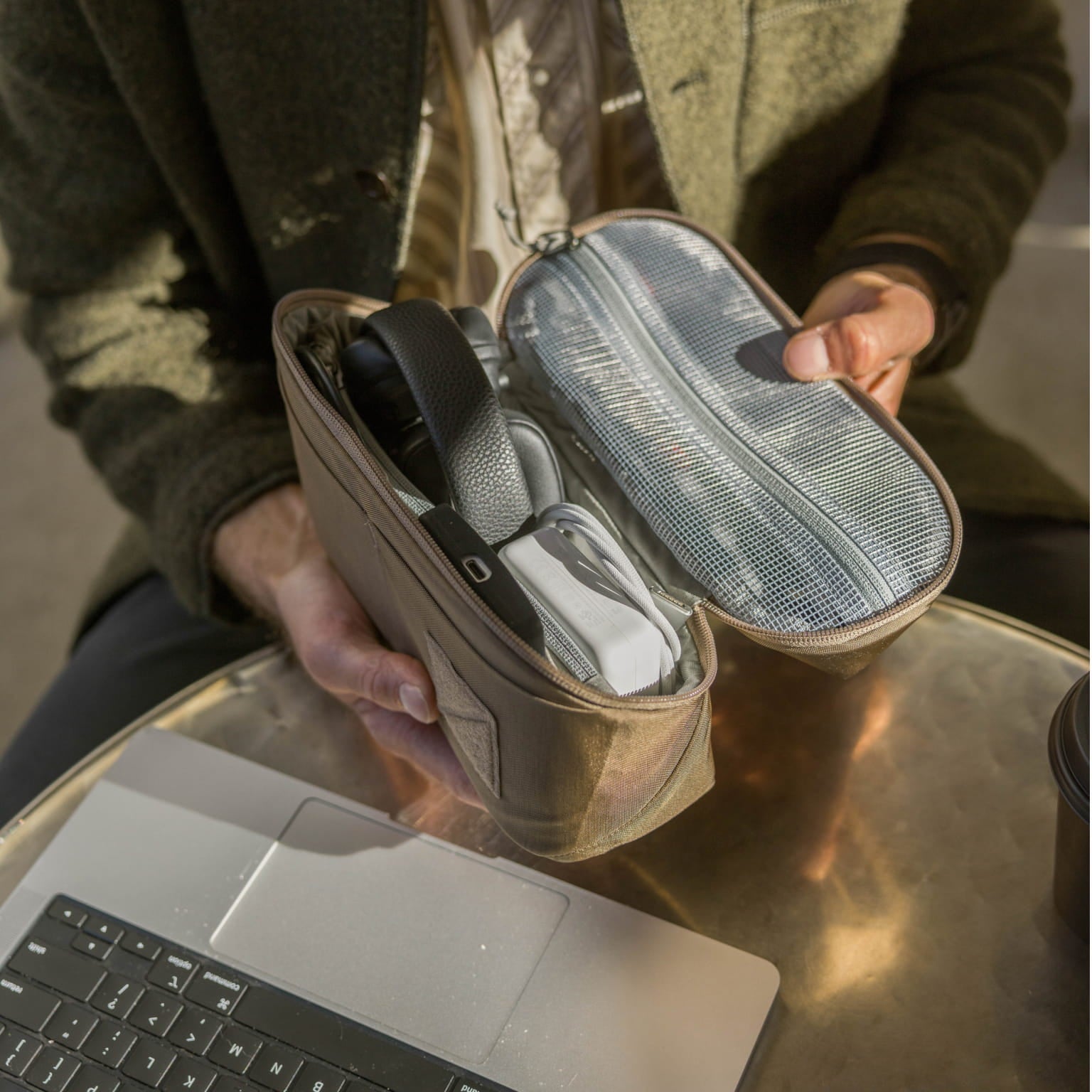 CIVIC Access Pouch 2L in Fossil Brown - front profile