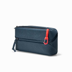 CIVIC Access Pouch 2L in Konbu Dark Navy - back with red key leash