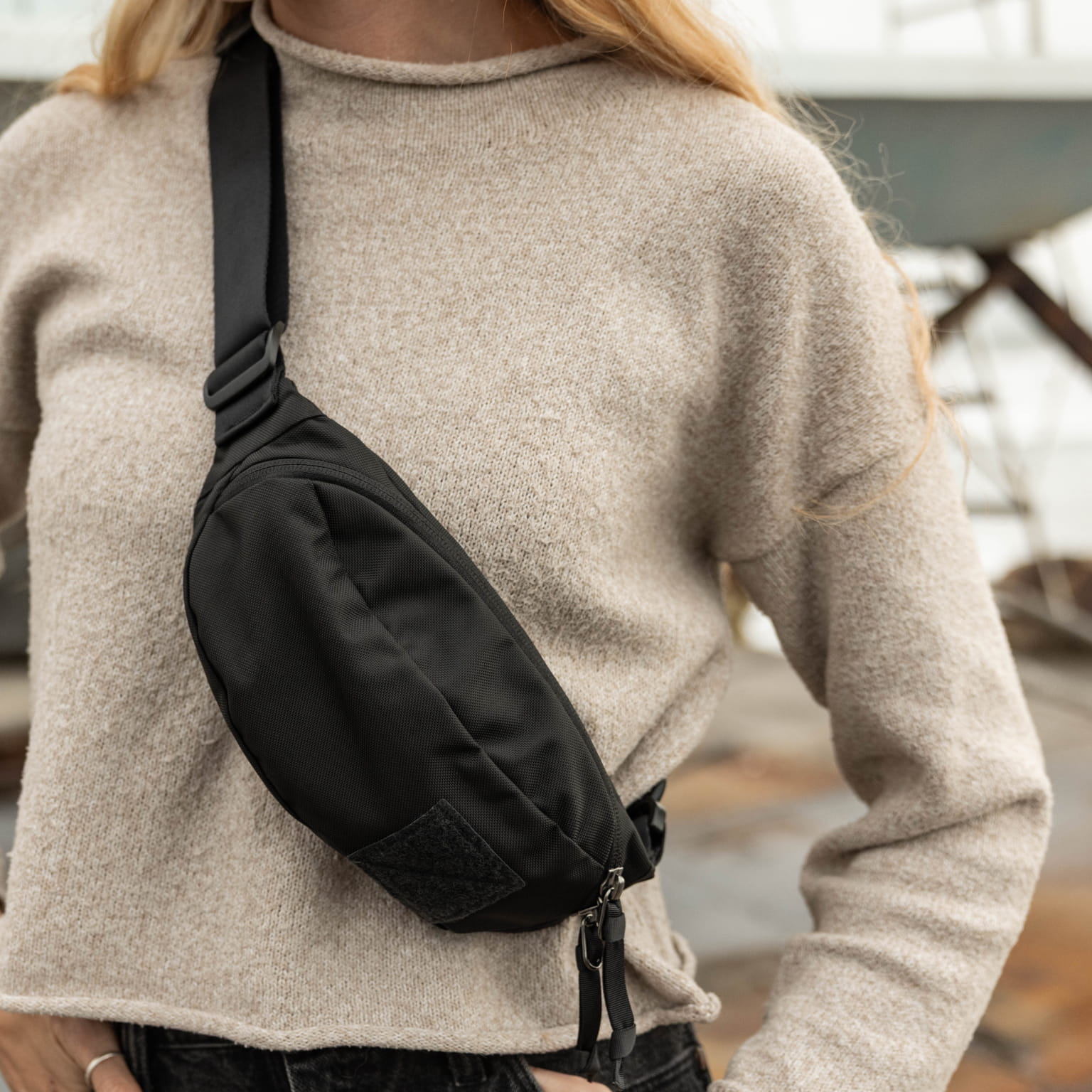 CIVIC Access Sling 1L Black Female Fit [13025a-SBK]