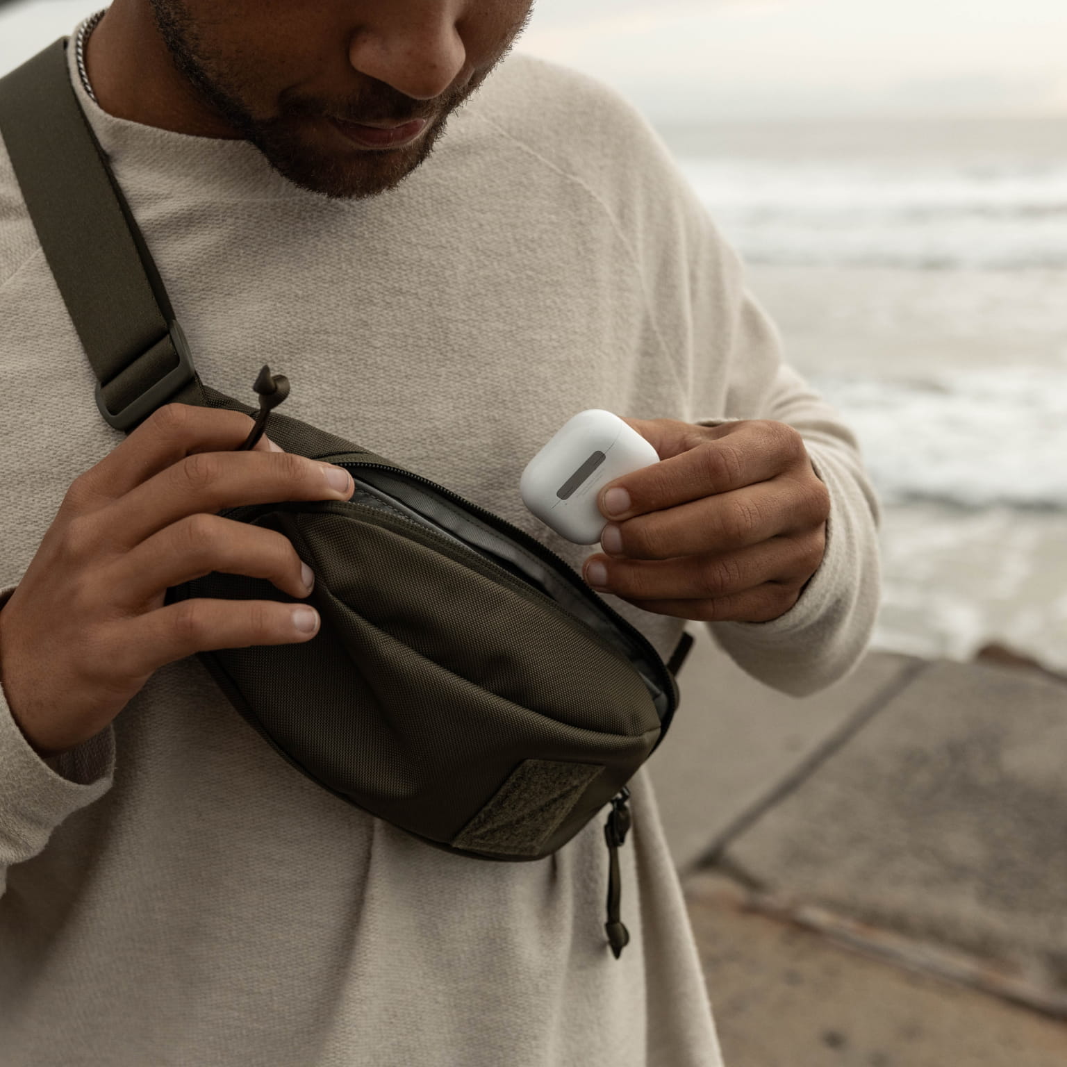 CIVIC Access Sling 1L OD Green Airpods [13025a-ODG]