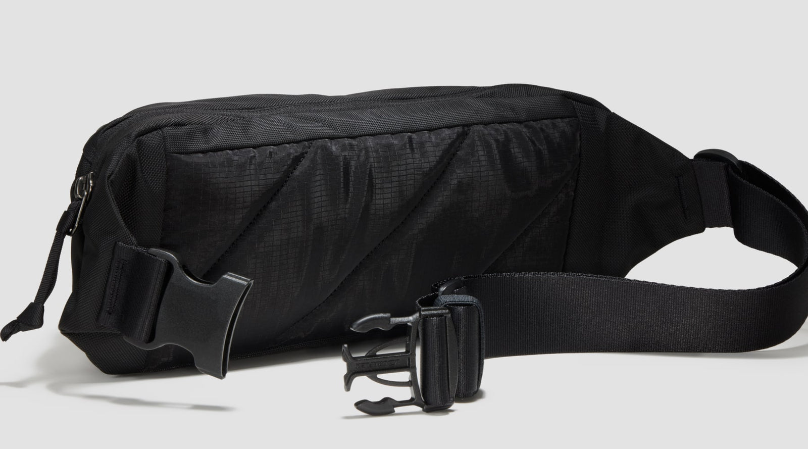 Civic Access Sling 2L with a Breathable Back Panel