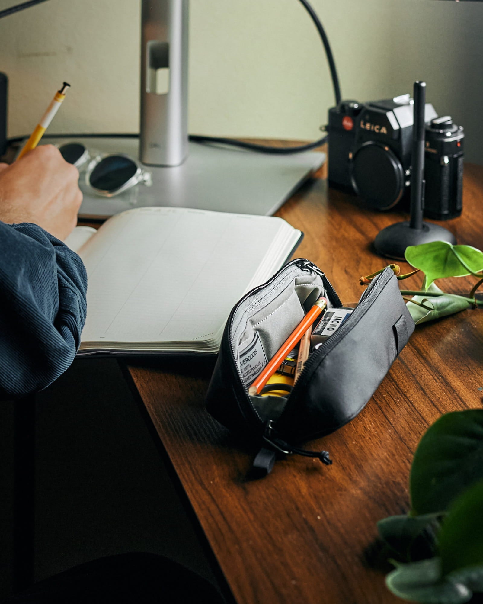 CIVIC Access Pouch Mobile Workstation