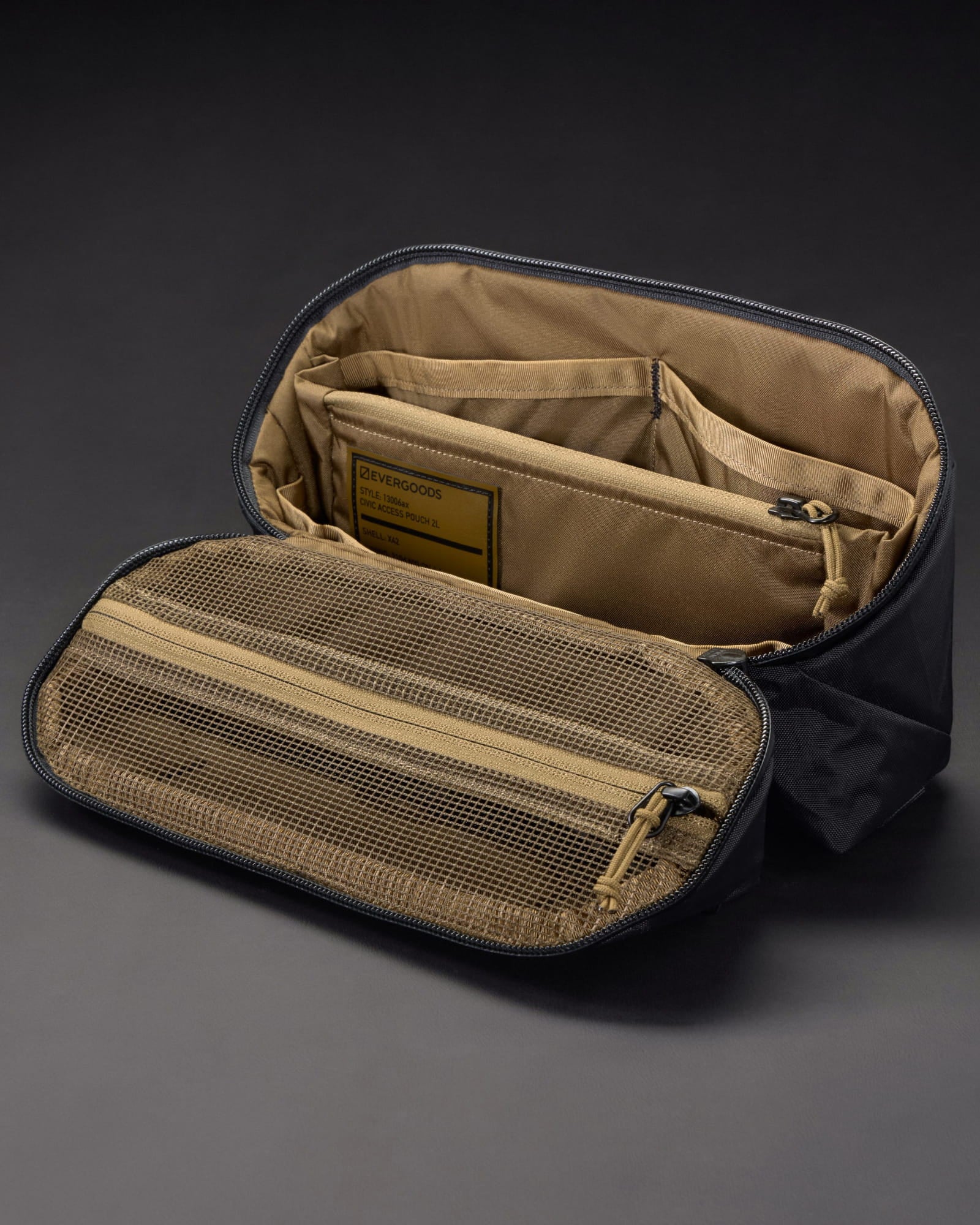CIVIC Access Pouch 2L X-Pac One Hand Stand
