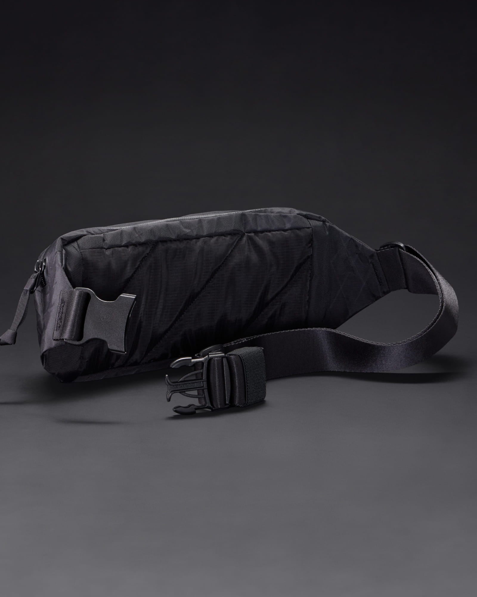 CIVIC Access Sling 2L X-Pac Breathable Back Panel