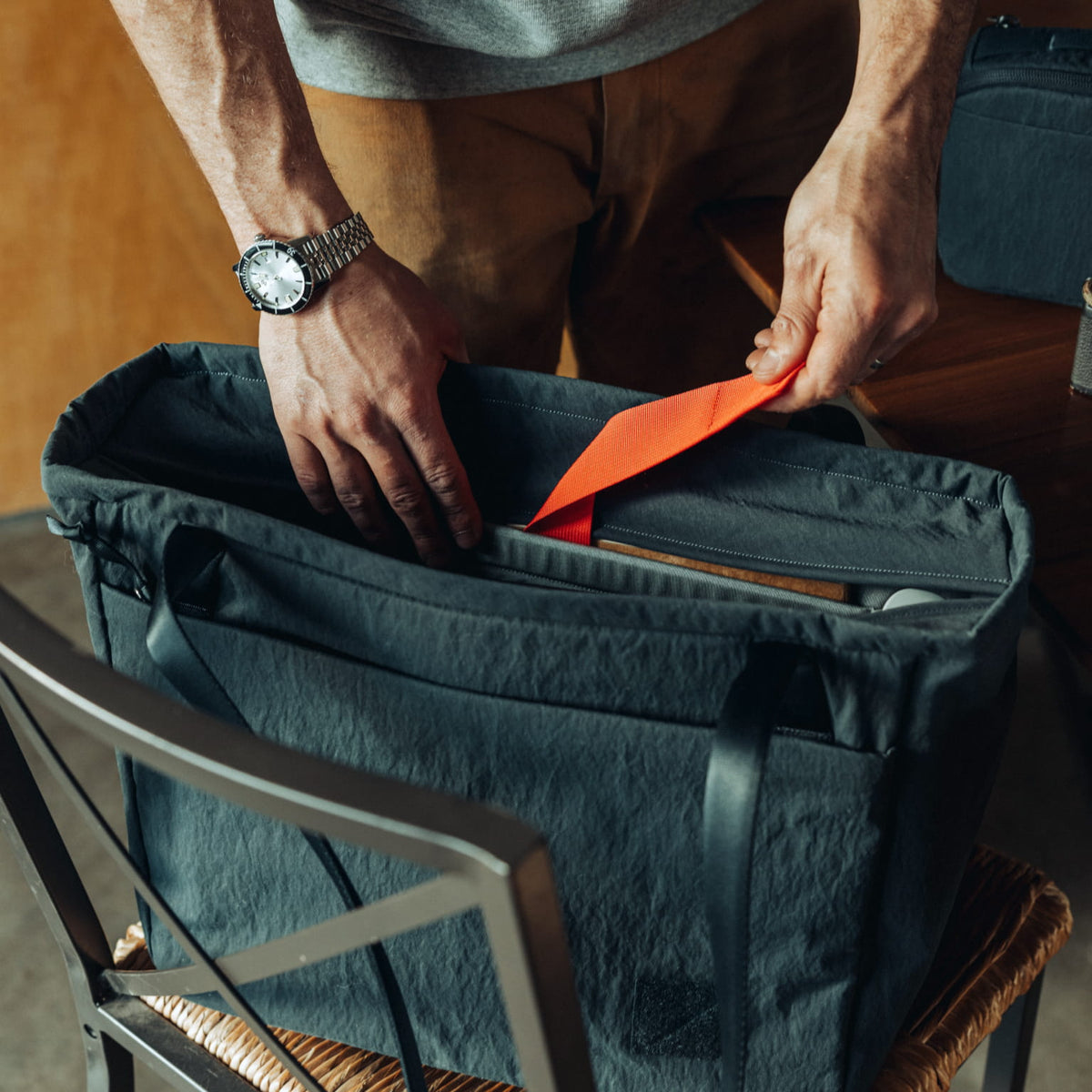 CIVIC Daily Tote 24L - Konbu