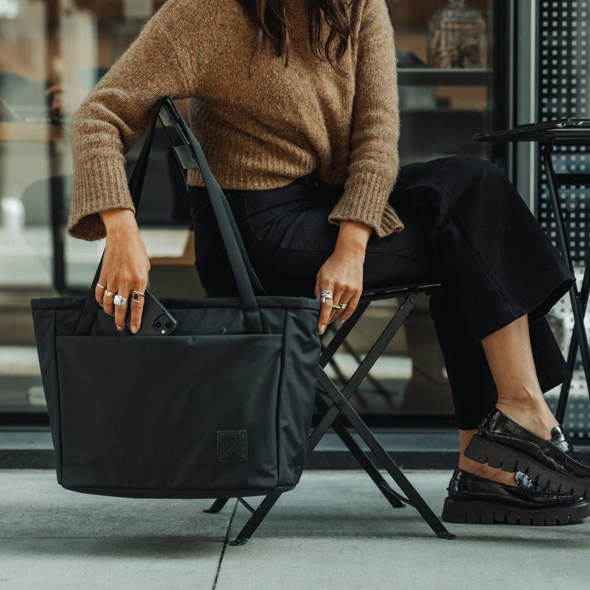 CIVIC Daily Tote 24L in Solution Dyed Black - CDT24 - side access drop in pockets working remotely