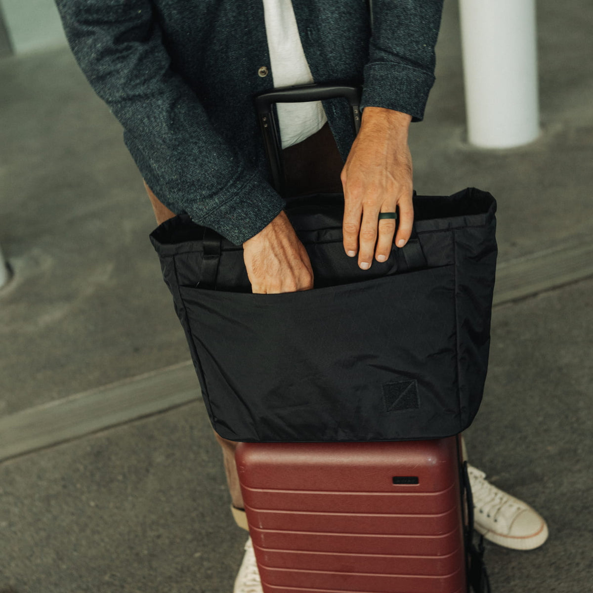 CIVIC Daily Tote 24L in X-Pac -  external pocket