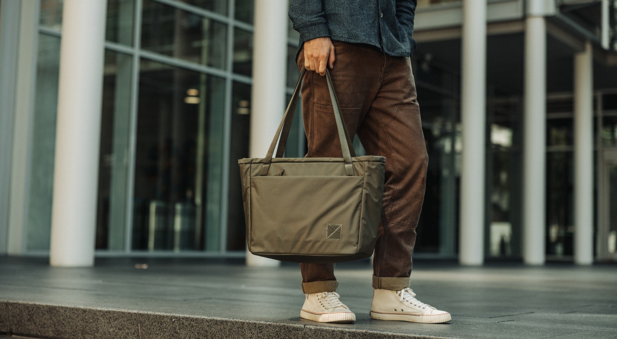 CIVIC Daily Tote 24L - CDT24 - carried by hand