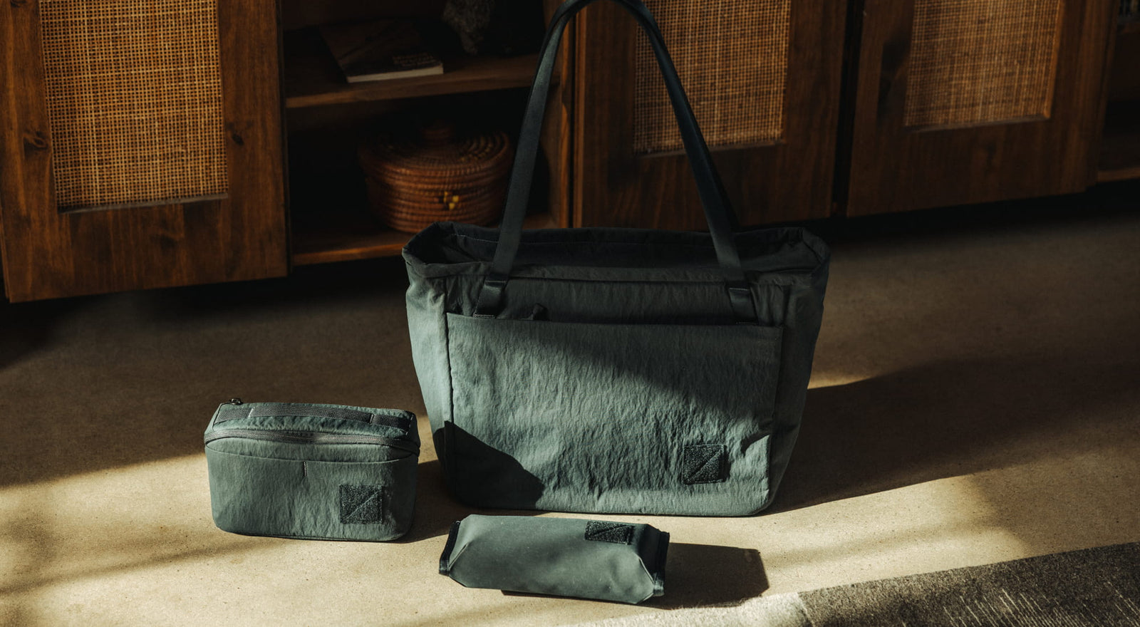 The Konbu Capsule in Dark Navy