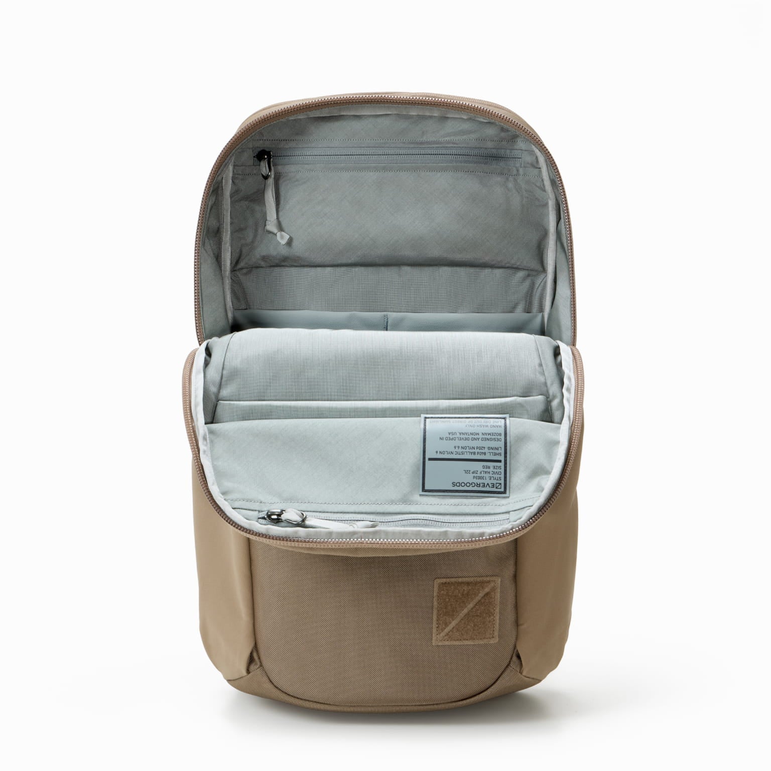 CIVIC Half Zip 22L in Fossil Brown - half zip opening [13003d-FBN]