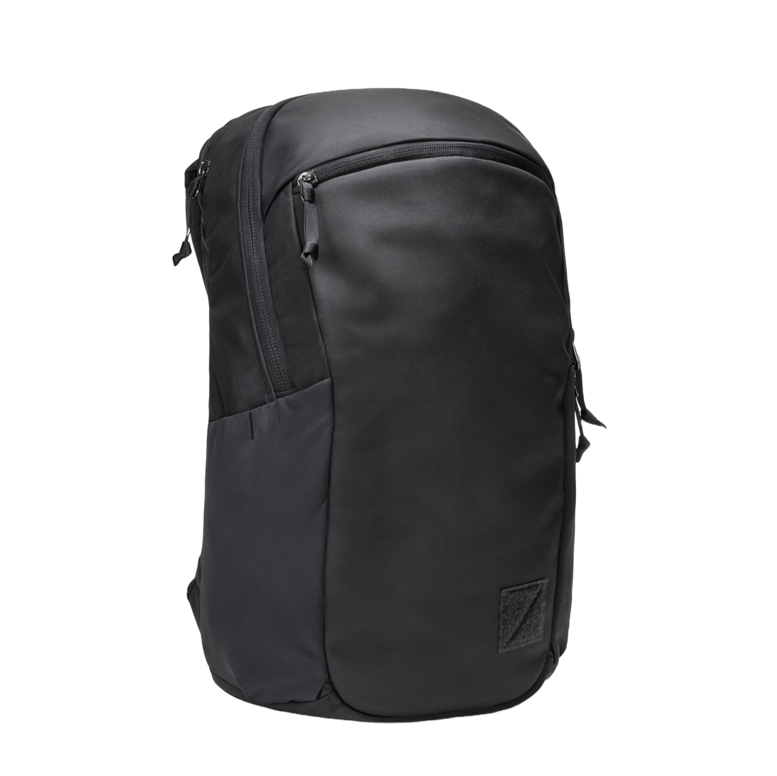 CIVIC Half Zip 22l in Solution Dyed Black - Front