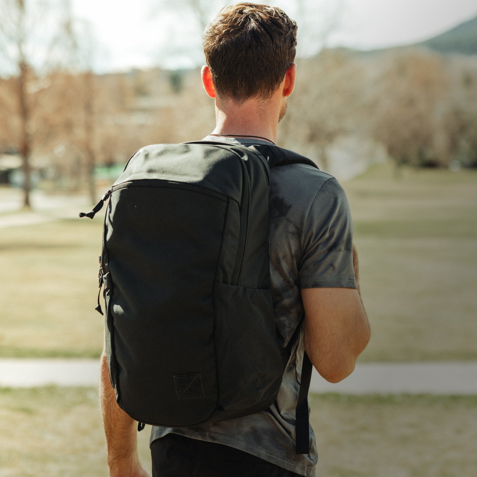 CIVIC Half Zip 26l in Solution Dyed Black - worn on 6'0" model - 183 cm [13005d-SBK]