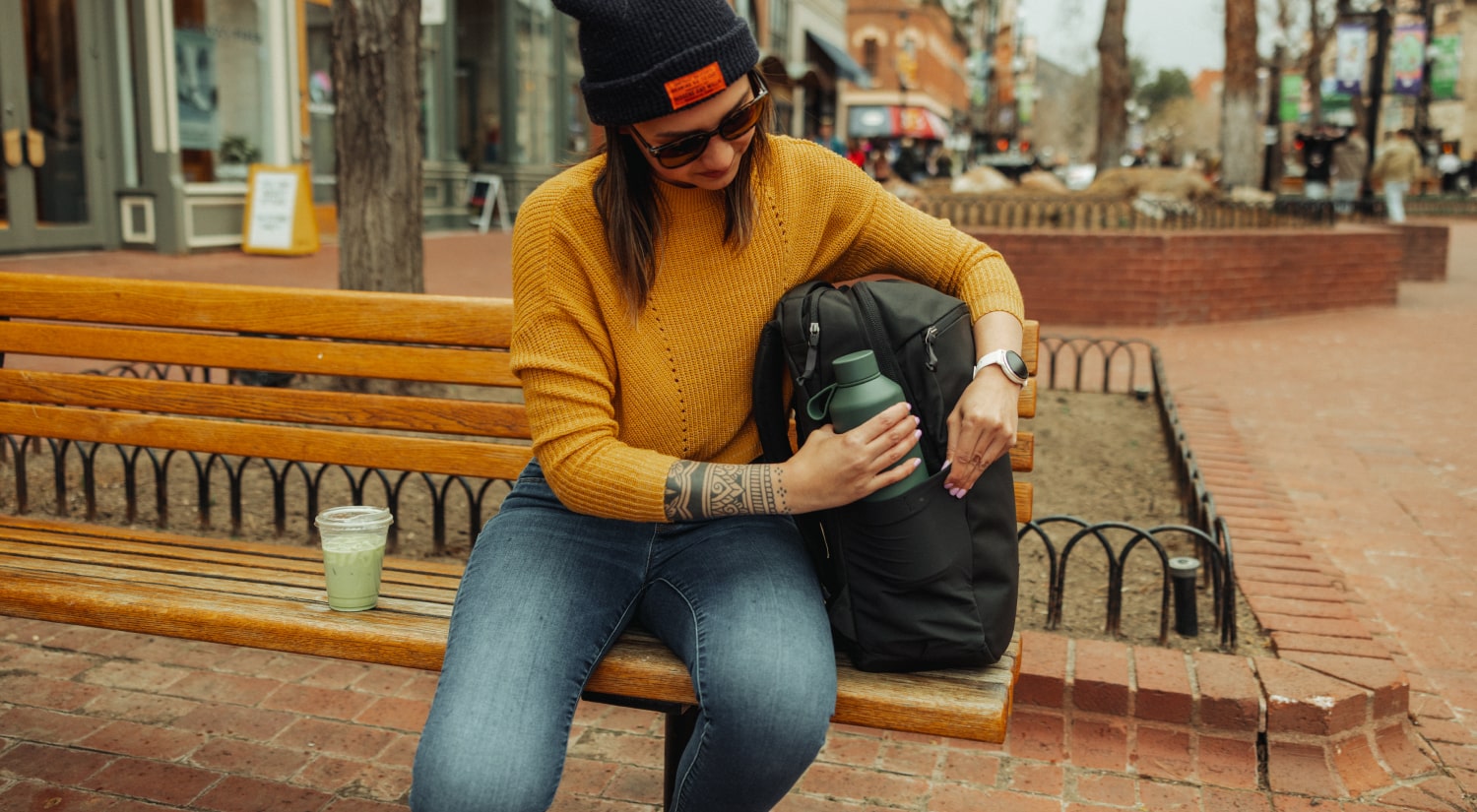 CIVIC Half Zip CHZ dual water bottle pockets