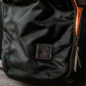 CIVIC Panel Loader 24L Waxed Olive Carryology Patch