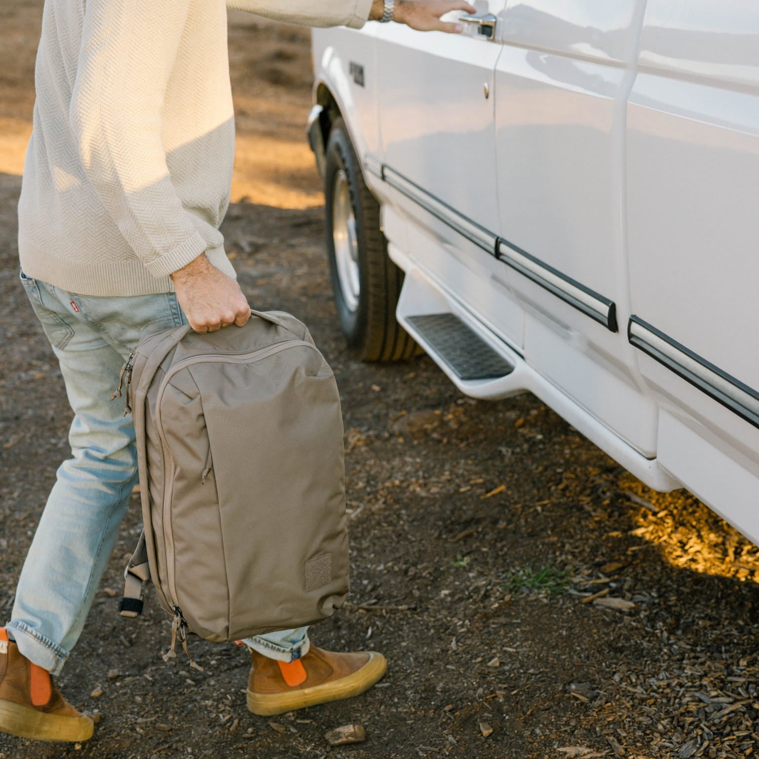 CIVIC Panel Loader 24L in Fossil Brown - top handle [13001c-FBN]