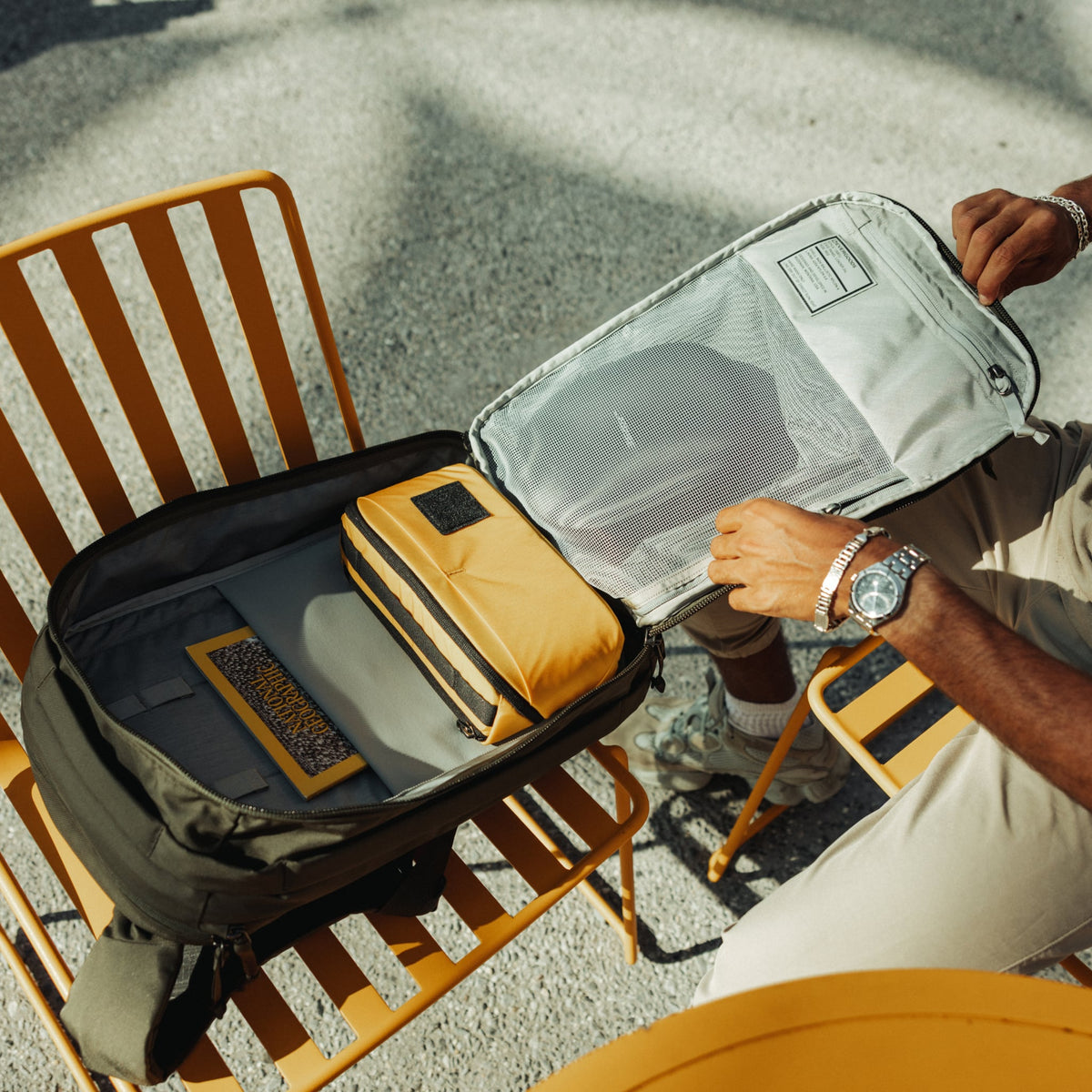 CIVIC Panel Loader 16L CPL16 in OD Green - panel loading opening with standard gray lining