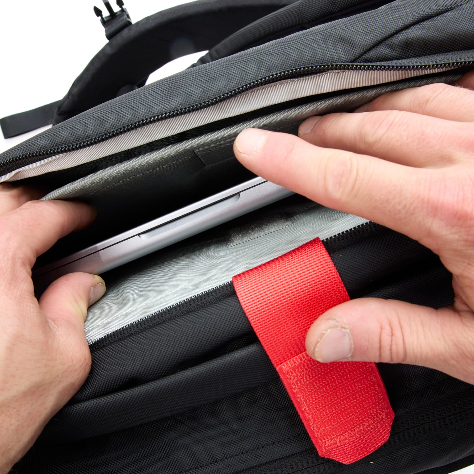 CIVIC Panel Loader CPL 24L Solution Dyed Black laptop sleeve with red strap  [13001c-SBK]