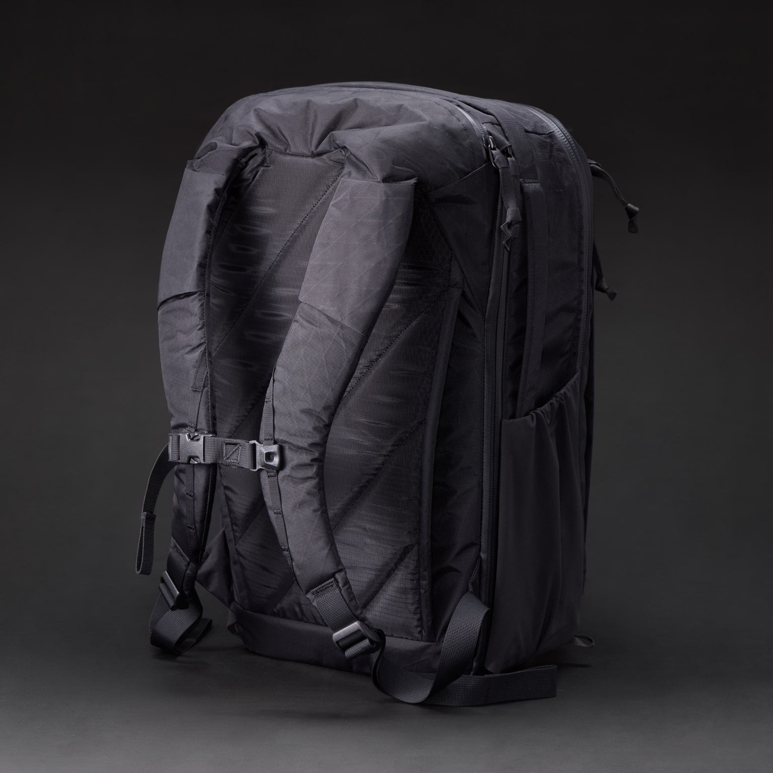 CIVIC Travel Bag 26L - X-Pac - Black and Coyote Brown - Quarter View [13012cx-BXC]