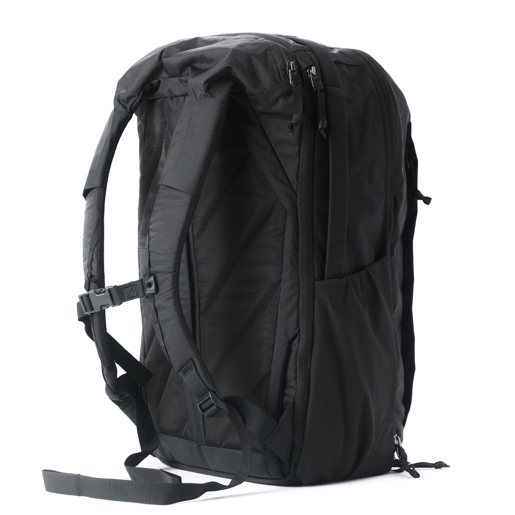 CIVIC Travel Bag 35L in solution dyed black - breathable back panel [13007c-SBK]