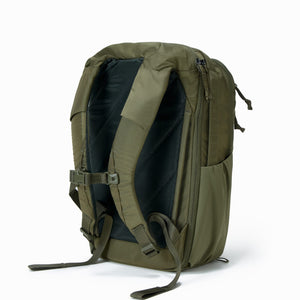 CIVIC Travel Bag 20L - OD Green - Quarter view of back panel