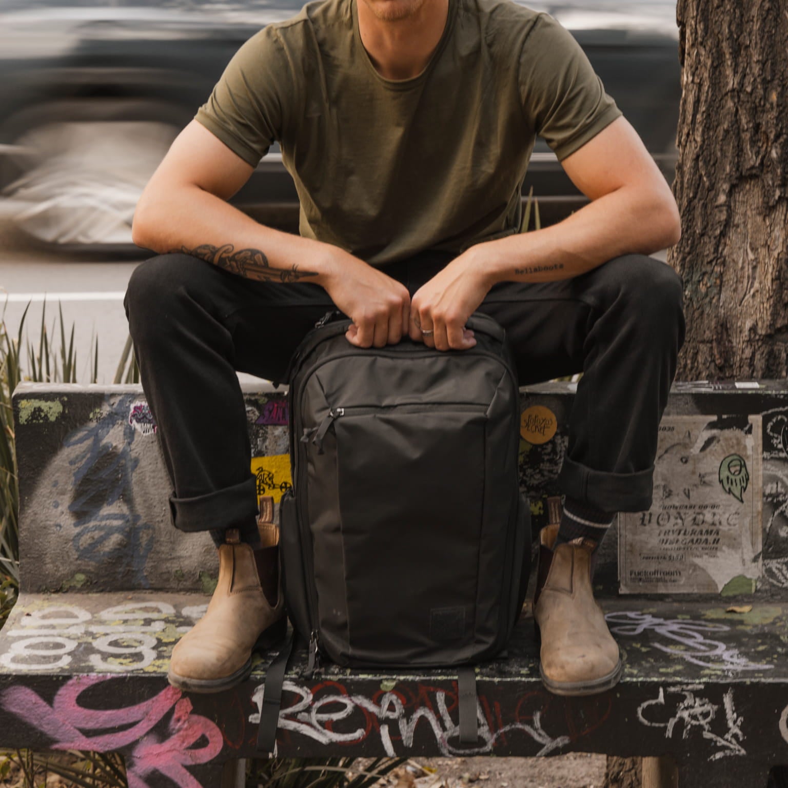 On bench in Mexico with CTB20L  [13019c-SBK]