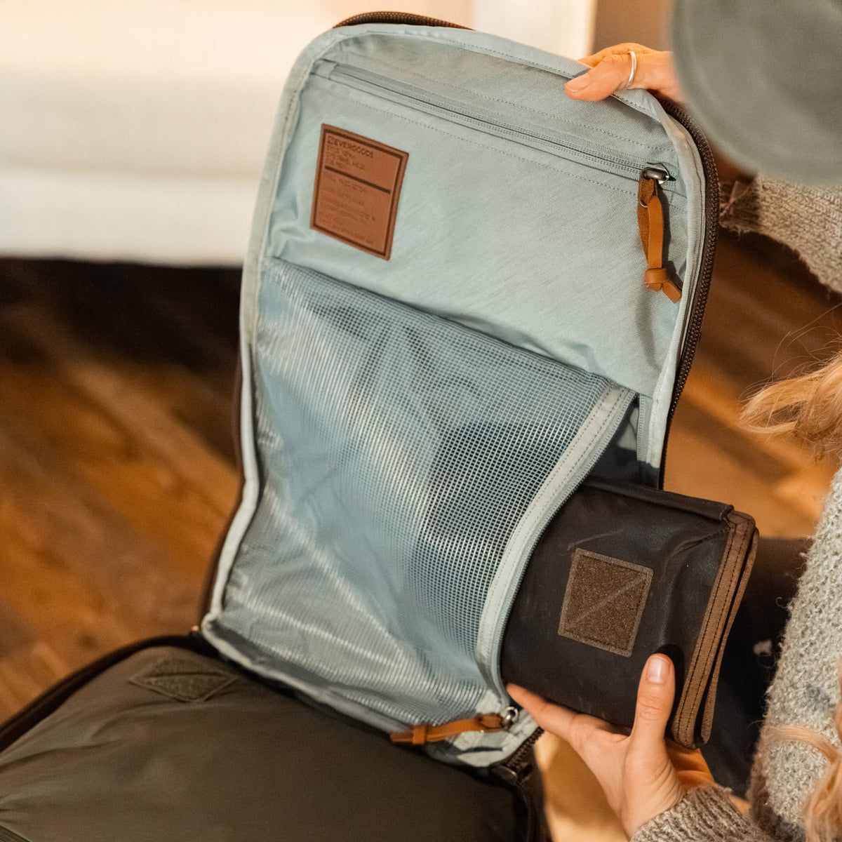 CIVIC Travel Bag 20L in Waxed Canvas - Waxed Tan - Panel Loading [13019cc-WTN]