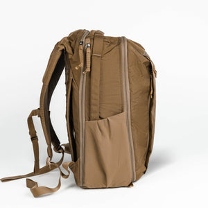 CIVIC Travel Bag 26L in Coyote Brown - side handle and water bottle pockets