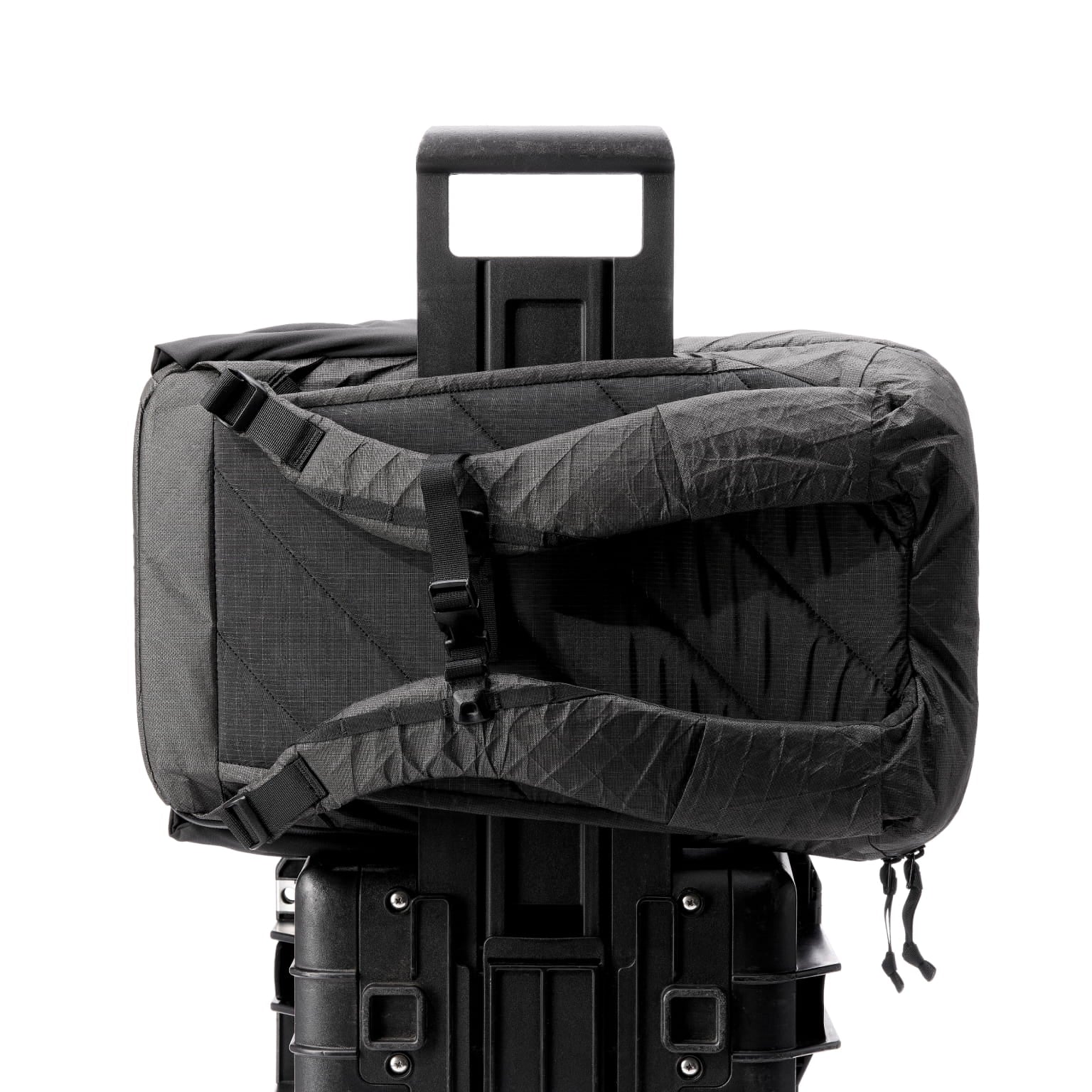 CIVIC Travel Bag CTB 26L ULTRA Black Magic on Roller Carry