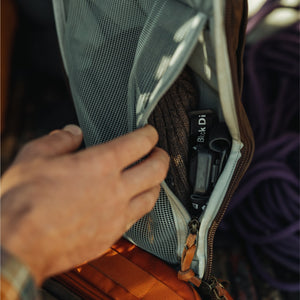 CIVIC Travel Bag 26L in Waxed Canvas - Waxed Tan - internal mesh pocket